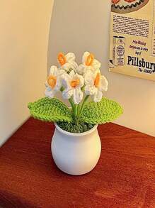 1PC Crochet Flower Pot, Daisy Tulips And Forget Me Not Small Potted Flowers, Gifts For Mom Wife On Mothers Day Valentines, Cute Desk Decor For Women Office Car Dashboard,Crochet Flowers Cute Little Potted Flower, Gift For Birthday, Teacher's Day, Graduation, Anniversary, Christmas, Decor For Car Dashboard,Home Office Decoration ,Halloween Gifts, Halloween Decorations,Bridal Wedding Decorations