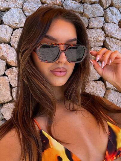 1pc Polygonal Geometric Small Frame Double Beam Women's Fashionable Glasses, Casual And Versatile, Exquisite And Elegant, Suitable For Wearing In Various Occasions For Summer Beach Vacation,Outdoor,Travel