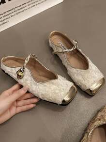 Mulas Planas Confortáveis de Deslizar, Sapatos Casuais Versáteis para Mulheres, Sandálias de Salto Baixo com Biqueira Aberta Inspiradas no Estilo Francês 2025, Uso Diário Elegante e Respirável