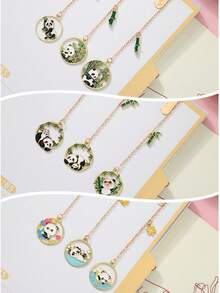 مربع معدني مقطع بالليزر على شكل باندا ذو استخدامين كعلامة كتاب وكتعليقة - اكسسوارات كتب ذات موضوع صيني، هدية ثقافية فريدة تجمع الرقة والفن الشرقي، مجموعة صندوق تخزين شفاف مضاد للصدمات والتمزق