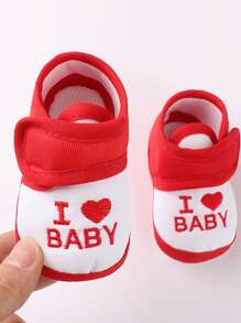 1Pair New Born Non-Slip Baby Walking Shoes Cute Love Baby Letter Shoes First Walkers For Gift