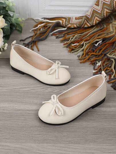 1 Pair Beige Girls' Flat Shoes, Glittery Fabric, Colorful Rhinestone Bow Decor, Slip-On Round Toe Soft Sole Comfortable Casual Princess Shoes, Suitable For 1-12 Years Old Daily, Party, Travel, Indoor/Outdoor Wear, Spring/Autumn 2026 New Arrival
