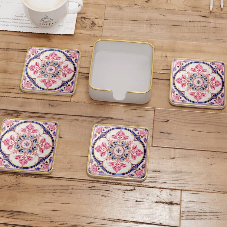 Juego de posavasos de vidrio con diseño floral retro estilo europeo. Posavasos de vidrio de alta calidad, antideslizantes y aislantes del calor, hermosos y prácticos. - Blanco - Añade 5