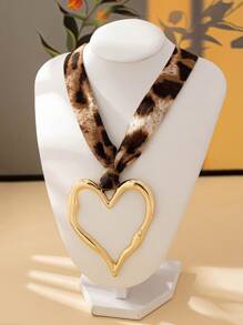 1pc Retro Fashionable Sexy Leopard Print Heart Pendant Necklace