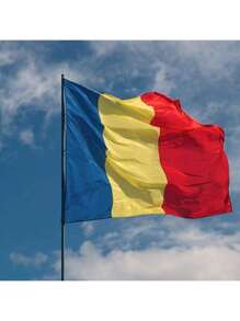 Romania National Flag, Romania Handheld Flags, 5.5*8.2inch/20pcs/20feet Romanian String Flags, Durable Polyester Romanian Banner, Indoor/Outdoor Multipurpose, Ideal For European Football Cup, World Events & Party Decoration