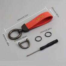Personalisierte, mit Namen versehene Schlüsselkette für Herren, Geschenkidee für Männer, Metall Anhänger an Wildleder-Imitat PU Leder Schlüsselkette, einfache Schlüsselanhänger zum selbst beschriften, ideal für beruflichen und privaten Gebrauch - perfektes Geschenk zum Vatertag, Valentinstag, langanhaltend, farbig, süß, bezaubernd, witzig, kawaii, Y2K-Stil, unisex, Lässig, individuell, personalisiert, einzigartig, Geschenkidee für ihn, sie, Freund, Freundin, Familie, Freunde