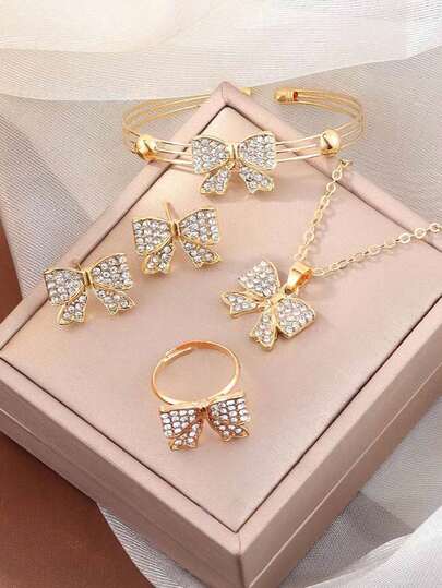 1 条项链、1 条手链、1 对耳环、1 枚戒指，女孩时尚百搭蝴蝶结首饰套装，适合派对和礼物