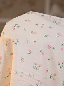 Camisón de manga corta con cuello cuadrado, estampado de flores, dobladillo con volantes de gasa abullonada y decoración de lazo