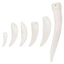 30Pcs White Plastic Wolf Teeth Charms - Gothic Necklace Pendant, Bohemian Bracelet Jewelry Findings For Crafters & Designers