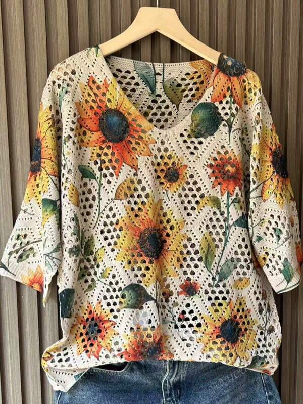 Women's Fashion Floral Hollow Design Knitted Sweater