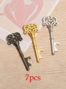 1pc Vintage Crown-Shaped Bottle Opener, Suitable For Bar Or Home, Bar Tools, Wedding Party Favor, Kitchen Gadget, Wedding Gift, Keychain Pendant, Gift For Father