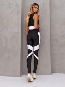 Conjunto Esportivo Fitness Feminina Com Recorte Blogueirinha