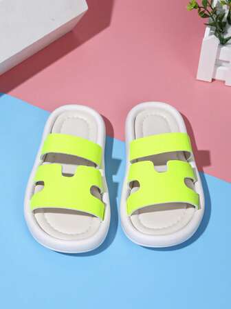 صندل شاطئي لفتيات مريح مسطح 2025 للصيف ، شبشب كاجوال ملون للفتيات