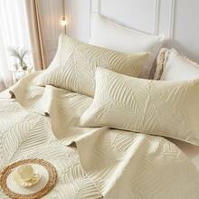 2/3 Piece Ultrasonic Embossed Bed Cover, Breathable, Durable Bedding Set,Including 1 Quilt, 1/2 Pillowcases, Machine Washable, All-Season, Room Decor, Bedroom Decor, Holiday, Easter - LightKhaki - B10 - Xem 3