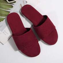 Women's Maroon Plush Slippers, Flat Indoor & Outdoor Sandals For Daily Wear
