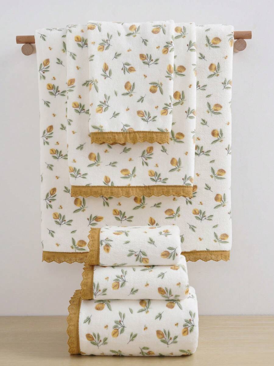 Coral Fleece Floral Print Bath Towel Or Bath Towel, Couple Style Home Hand Towel Bath Towel, Soft Skin-Friendly Bath Towel, Bathroom Supplies, Suitable For Outdoor, Travel, Beach, Sauna