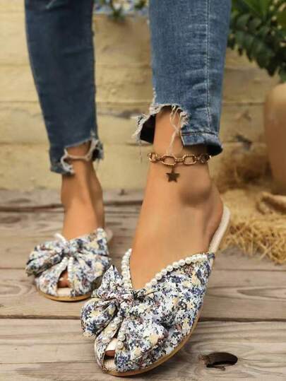 Damen bedruckte Lässig Schleife Dekor Pantoletten, mit Kunstperlen verzierte flache Strand Sandalen