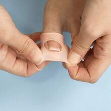 2pcs Silicone Toe Separators - For Ingrown And Thick Nails - Comfortable And Flexible Foot Care - Thumb Protector - View 4