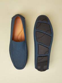 Nuevos mocasines con slip-on para hombres, de unicolor, cómodos y antideslizantes, zapatos casuales elegantes adecuados para actividades al aire libre, vestimenta casual de oficina, ir y venir del trabajo, citas, de uso multiusos