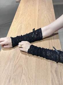 Summer Thin - Style Bow - And - Lace Arm Sleeves For Sun Protection. They Can Be Used As Socks And Are Versatile For Beach Cosplay In Summer.
