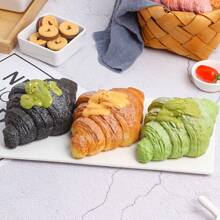 1pc Realistic Slow-Rebound Cheese Croissant Bread Cake Squeeze Anti-Stress Creative Window Display Dessert Stand Decor Party Supplies