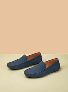 Nuevos mocasines con slip-on para hombres, de unicolor, cómodos y antideslizantes, zapatos casuales elegantes adecuados para actividades al aire libre, vestimenta casual de oficina, ir y venir del trabajo, citas, de uso multiusos