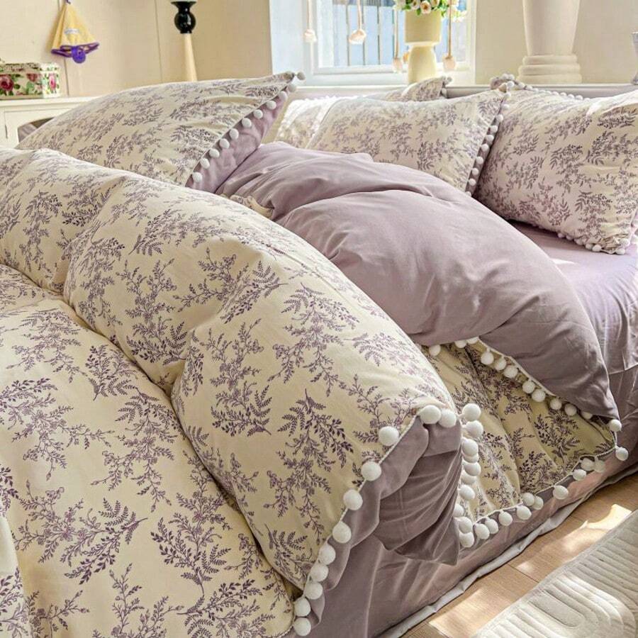 Bộ chăn ga gối họa tiết hoa cẩm tú cầu 4 món/bộ có tua rua, họa tiết hoa và quả anh đào đơn giản, mềm mại và thoáng khí, phù hợp với giường cỡ lớn/cỡ queen/giường đôi, bao gồm 1 vỏ chăn + 1 ga trải giường phẳng + 2 vỏ gối, in kỹ thuật số, có thể giặt bằng máy