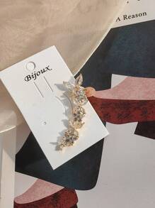 Brinco Ear Cuff Orelha Cartilagem Cravejada Com Zircônia