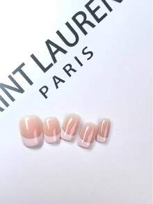 qihangxin 10片手工制作的按压式美甲贴纸，包含短款、杏仁形、椭圆形和方形款式，以及粉色法式美甲的长短款式可选。可重复使用且可移除的美甲贴纸，非常适合日常佩戴和节日礼物，尤其适合送给美丽的女士和女孩，例如作为圣诞礼物或假指甲。 - 彩色 - 查看 16