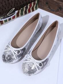 Bailarinas estilo francés cómodas y elegantes con suela blanda y diseño de flor con mariposas a juego, aptas para todas las estaciones