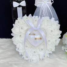 1 pieza Caja de anillo con forma de corazón romántica con rosa decorativa y rhinestones - cada centro de flor está decorado con piedras de cristal premium, adecuado para cualquier boda