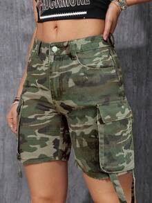 Women's Baggy Multi-Pocket Camo Y2K Style Straight Leg Denim Shorts - Army Green - View 3