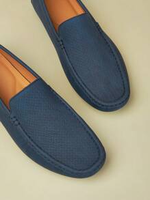 Nuevos mocasines con slip-on para hombres, de unicolor, cómodos y antideslizantes, zapatos casuales elegantes adecuados para actividades al aire libre, vestimenta casual de oficina, ir y venir del trabajo, citas, de uso multiusos