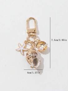 Natural Asymmetrical Seashells, Starfish, Conch & Starfish Bags, Love Buckle Design, Wallet Pendant Decoration Charm Bridesmaid Gift Summer Accessories Beach Vacation Pendant Decoration Ocean Starfish Shell Keychain Details & Charming Accessories Suitable For Women'S Ideal Vacation Daily Use, More Popular With Fashion People Summer Beach Accessories, Ideal Gift For Mother. Car Accessories Bag Charm School