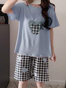 AICJ [Ensemble de pyjama Cœur et Carreaux] Ensemble de pyjama confortable pour femmes avec imprimés cœur, carreaux, nœud, lettres - T-shirt à manches courtes col rond [T-shirt] et pantalon court de pyjama Capri, en tissu en maille, printemps et été - Ensemble de détente ample et décontracté pour la maternité, 2 pièces