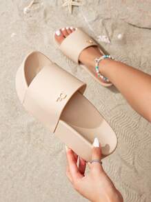 Sandalias de cuña con plataforma de PVC nuevas de verano con suela gruesa para mujeres, cómodas chanclas de playa a la moda