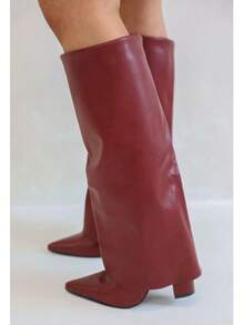 Tall Bottle Body, Pointed Bottle Mouth, Decorative Buckle, And Minimalist Design - Wine Red 9616-1 - View 5