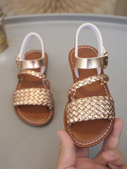 夏季儿童编织带凉鞋，金色，休闲时尚，男女童平底沙滩鞋，适合日常、度假和旅行