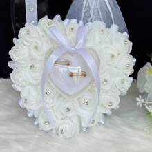1 pieza Caja de anillo con forma de corazón romántica con rosa decorativa y rhinestones - cada centro de flor está decorado con piedras de cristal premium, adecuado para cualquier boda