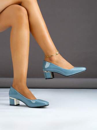 Tacchi alti di stile semplice e pratico, di colore solido, in stile europeo e americano