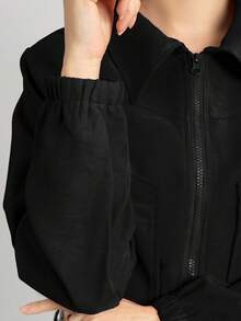 Chaqueta corta crop top ligera unicolor tipo cargo para mujer de moda - Negro - Ver 5