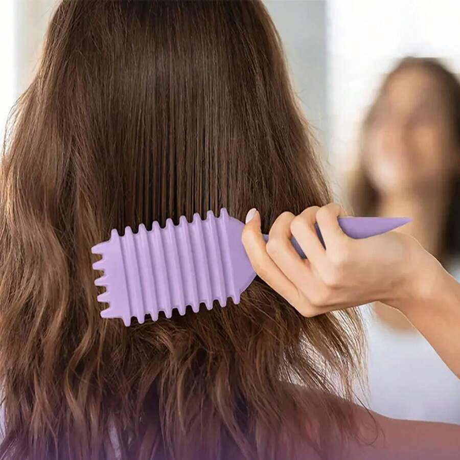 1 件全新升级卷发定型刷，卷发刷采用特殊设计，卷发定型造型刷特别适合卷发，塑造和定型卷发，适合男女，减少拉扯和卷发分离。由 Candybrush 设计