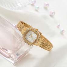 SOCENI 1pc Gold Sliver Luxury Women's Watch Embedded With Diamonds And Square Dial. It Can Be Worn On A Daily Basis, Or For Occasions Such As Parties, Holidays And Outings To Decorate The Wrist. It Is Water Resistant Up To 30m.