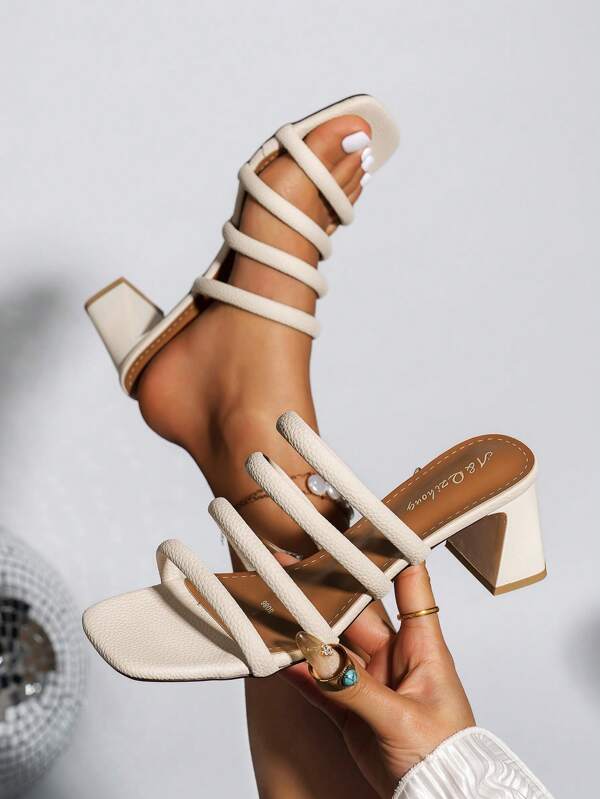 صندل نسائي كعب سميك أبيض، راحة القدم وعملي باللون الأحادي ونسيج موضة حفلات خارجية صيفية