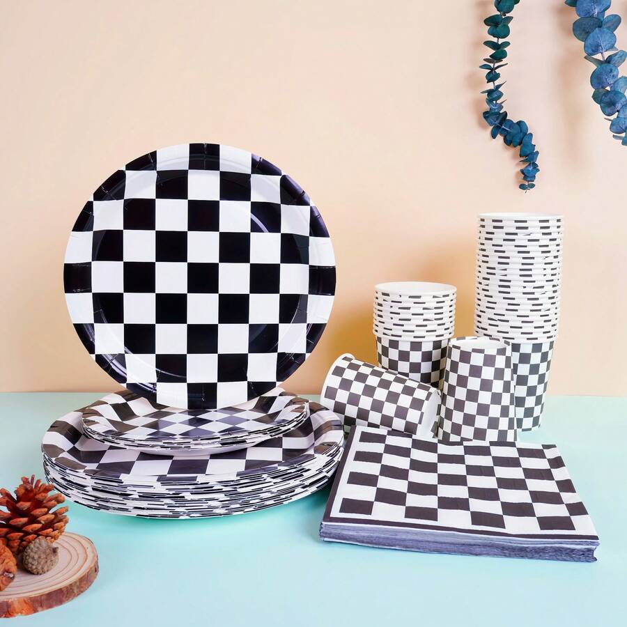 68/10/套，黑白棋盘主题派对用品，一次性派对餐盘，派对纸盘。包含7英寸餐盘、9英寸餐盘、纸杯和纸巾套装。适合16人使用，野餐用品，生日派对，露营，装饰和庆祝活动。派对礼物，新娘送礼会，餐厅装饰，厨房用具，比赛，俱乐部，黑白棋，世界象棋