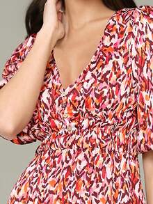 Europa i Stany Zjednoczone Francuskie retro nadruki bufiaste rękawy głęboki dekolt w serek wysoki otwarty rozporek seksowna sukienka średniej długości bez nogawek wiosna i lato nowe lekkie i wygodne sukienki w stylu boho