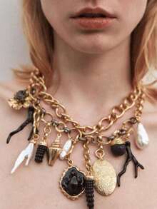 1pc Stylish & Versatile Beach Vacation Layered Pearl Shell Heart Insect Pendant Necklace, Simple For Women - Various Pendant Necklaces - View 1