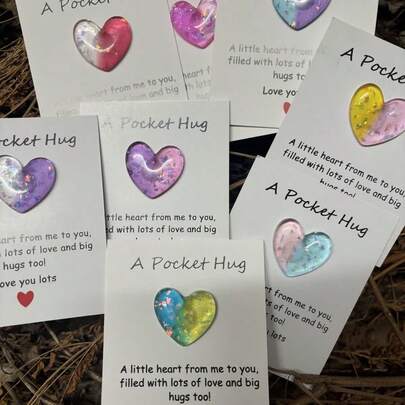 1/5/10/20/50/100PCS Mixed Gradient Heart-Shaped , Resin Material, With Pocket Hug Cards, For Easter, Graduation, Birthday, Wedding Season, Thanksgiving, Expressing Love And Care, Unique Decoration, Mini Inspirational Cards, Sweet Gifts For Friends, Teenagers, Affordable, Unusual, Mini, Cute, Cool, Small Tools, Thank You Gift