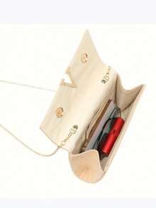 女士优雅钱包，杏色天鹅绒信封手拿包，配金色链条肩带 - 独特的 V 形设计，磁性闭合，涤纶衬里 | 适合晚会和婚礼的理想手提包