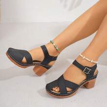 Women's Fashion Slip-On Closed Toe Chunky Heel Sandals - Black - View 2